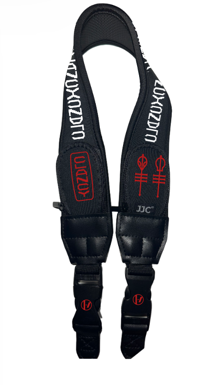 soft camera strap with pockets